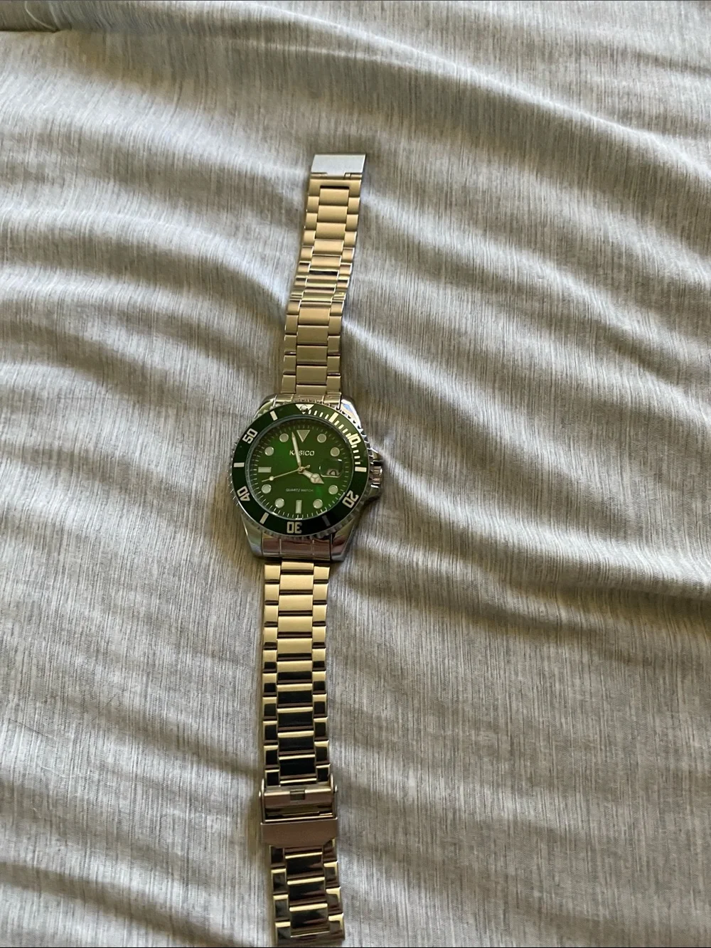 Green Dial Stainless Steel Men’s Quartz Watch